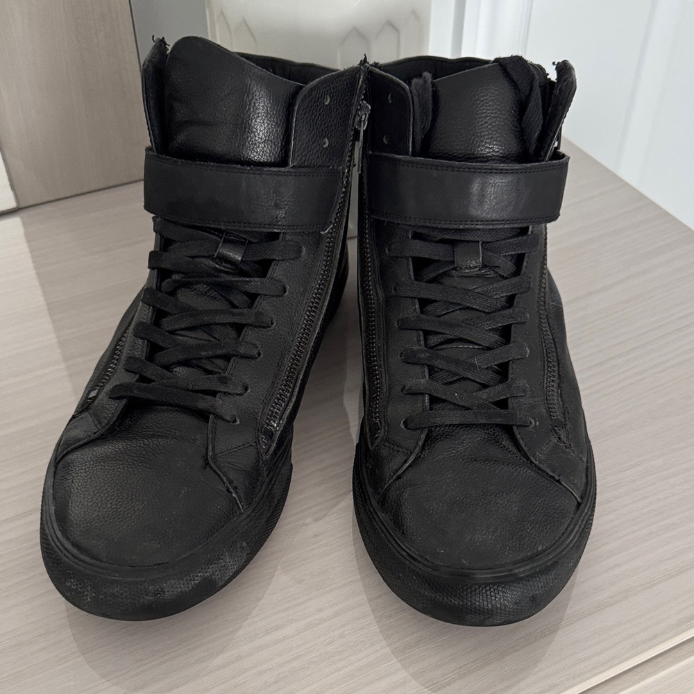 3/$25

Black High-Top Men's leather Shoes.